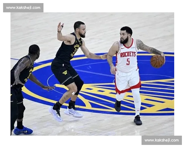 西决 G3 火箭 41 分溃败：哈登保罗哑火 + 19 失误 库里三节轰 35 分创纪录