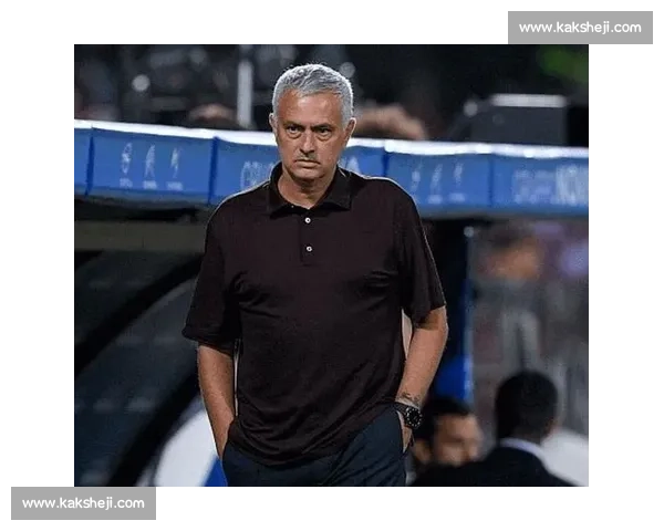 瓦伦西亚正式向莫斯克拉提交续约报价，力保后防核心留队