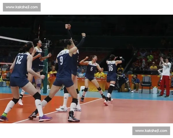 中塞巅峰对决中国女排迎战强敌塞尔维亚力争胜利